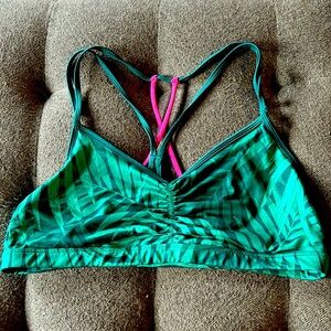 Old Navy Active Go Dry Sports Bra